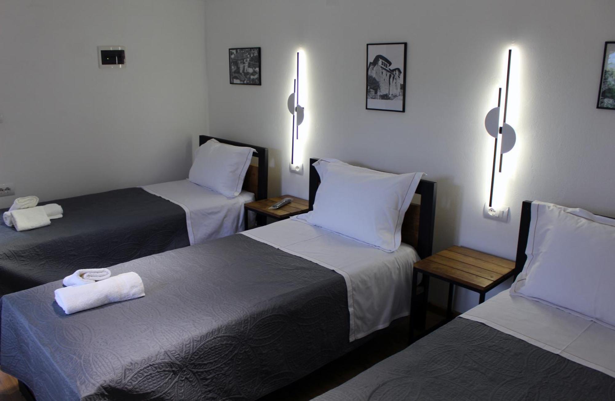 Guest House Amades Gjirokastër 外观 照片