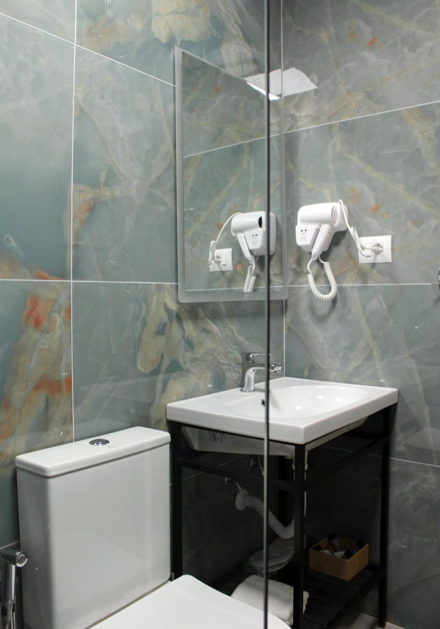 Guest House Amades Gjirokastër 外观 照片