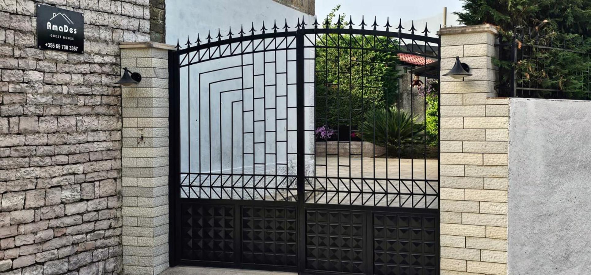 Guest House Amades Gjirokastër 外观 照片