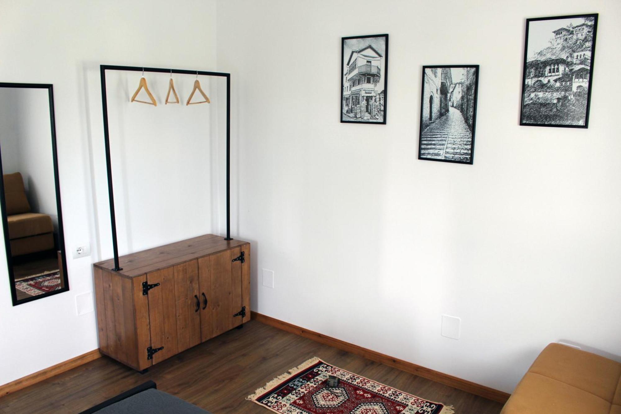Guest House Amades Gjirokastër 外观 照片